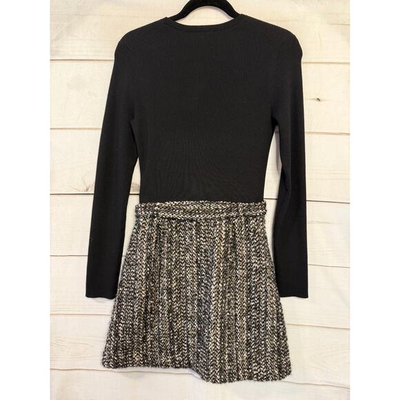 Theory Dress Size MED Classy Chic for Fall/Winter Black Beige Long Sleeve - Picture 2 of 6